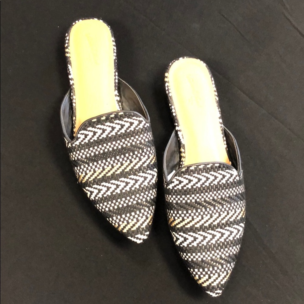 Slides Sz8 (Sold in Store)